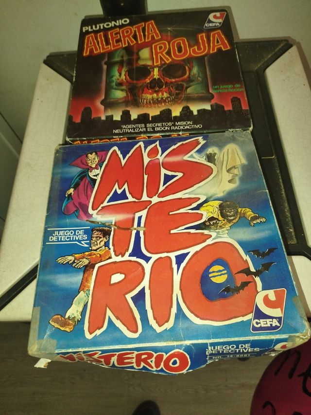 Juegos mesa años 80: Alerta Roja & Misterio