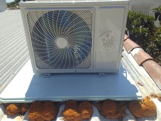 Instalador de aire acondicionado y recargas de gas