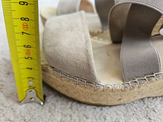 Sandalias cuña Vidorreta Talla 40 - Beige