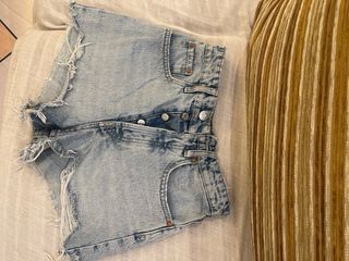Shorts vaqueros Zara - Azul - Desgastados