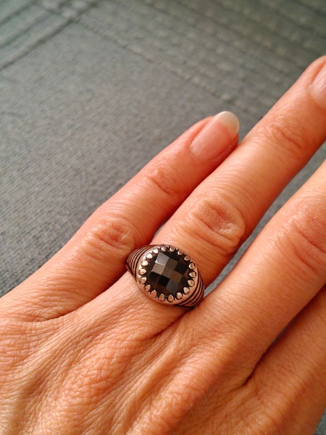 Anillo Sello de plata, piedra, esmalte