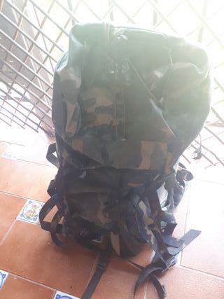 Mochila militar + equipo
