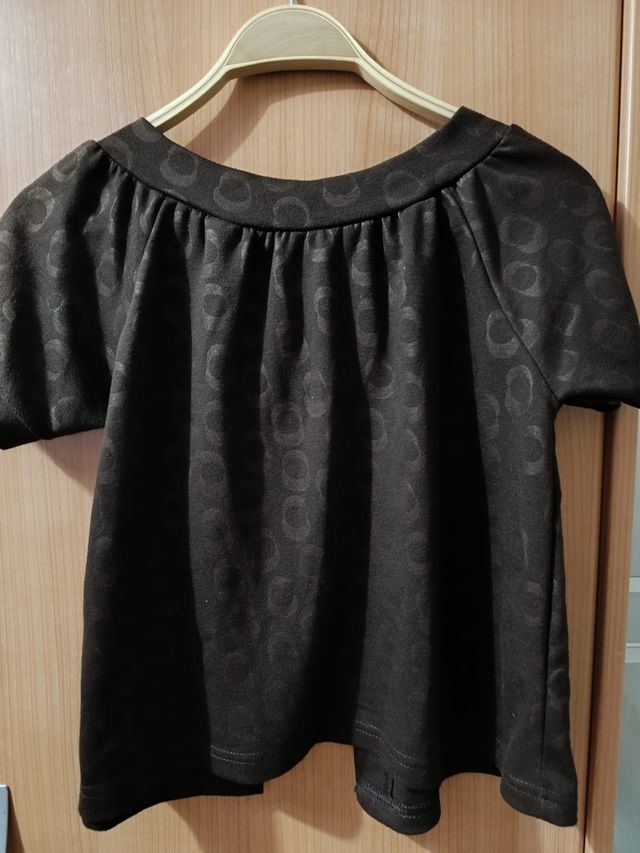 Bolero marrón corto. Talla única. 1,50 EUROS