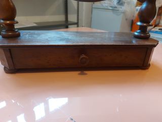 Toeletta antica in legno