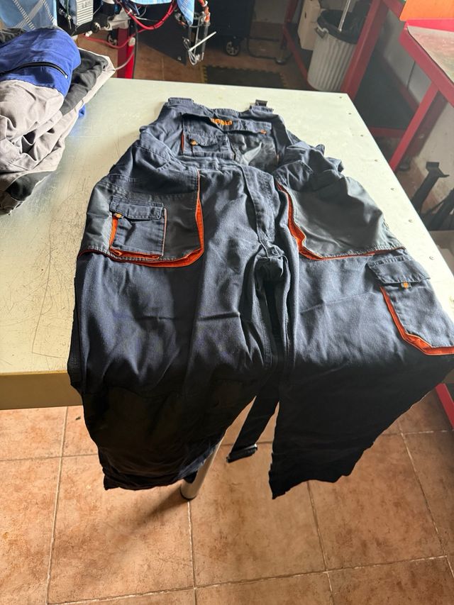 Shorts Betta Gris-Naranja