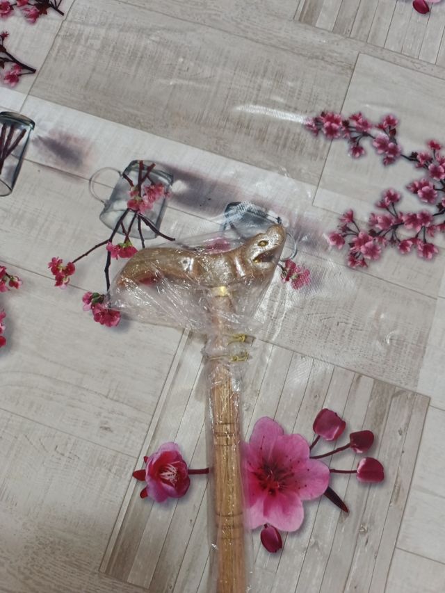 Bastón madera tallado