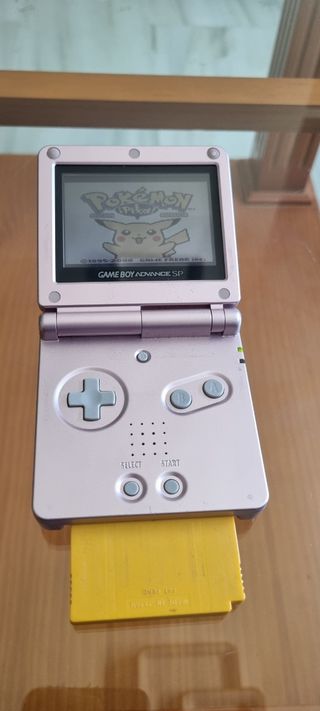 Game Boy Advance SP y Juegos