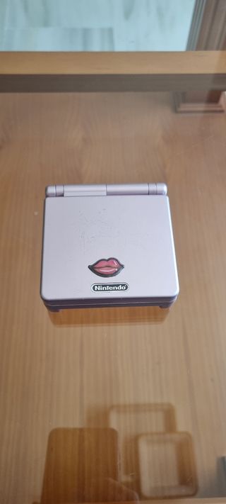 Game Boy Advance SP y Juegos