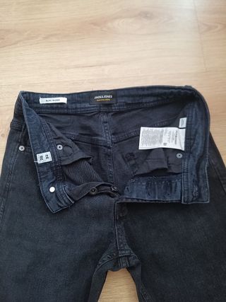 Jeans Jack&Jones negros, talla S