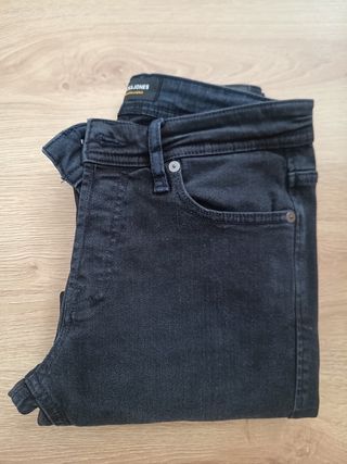Jeans Jack&Jones negros, talla S
