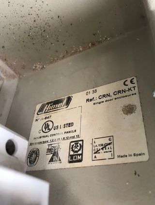 Provisional de obra y subcuadro eléctrico exterior