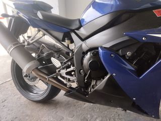 Yamaha YZF R1 - Moto Azul