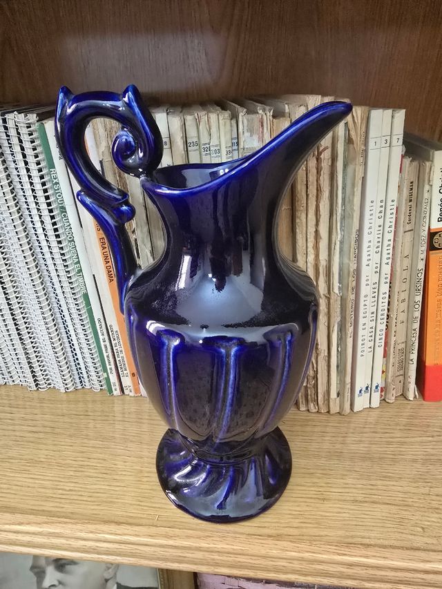 Jarra cerámica azul cobalto vintage clasica
