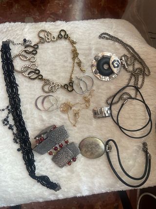 Lote de bisutería plata/negro