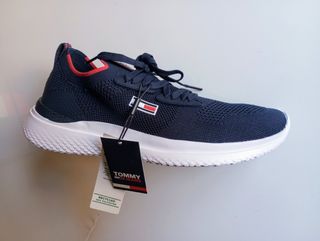 Zapas TOMMY HILFIGER-Talla42/EU9-NUEVAS-REF:0723