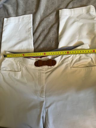 Pantaloni leggeri bianchi PlayLife con fiocco