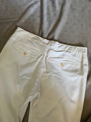 Pantaloni leggeri bianchi PlayLife con fiocco