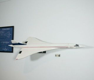 Supporto da parete LEGO Concorde