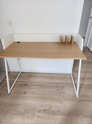 Escritorio Banak blanco y madera