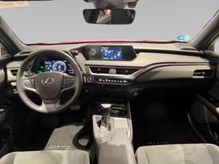 Lexus UX 2.0 250h Business
