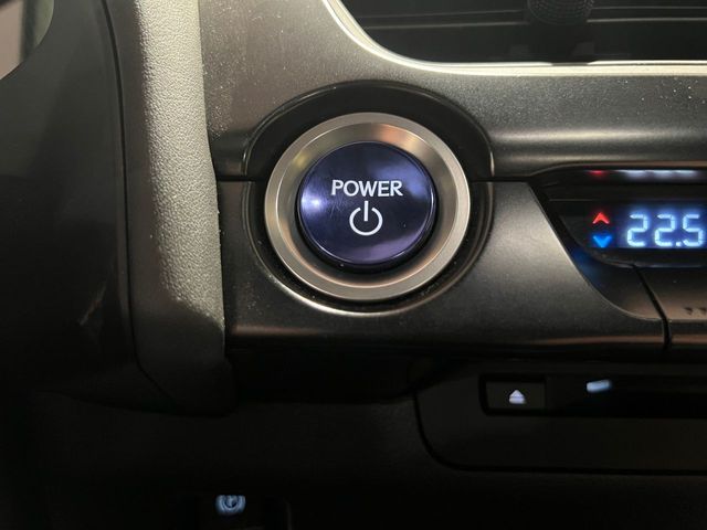 Lexus UX 2.0 250h Business
