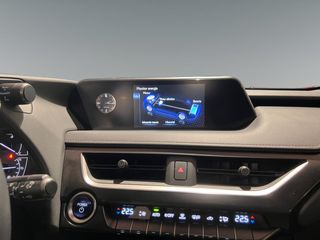 Lexus UX 2.0 250h Business