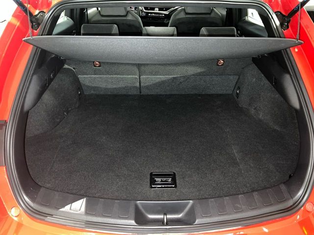 Lexus UX 2.0 250h Business