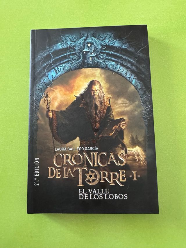 Crónicas de la Torre I. El Valle de los Lobos (...