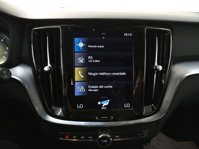 Volvo V60 Momentum Pro