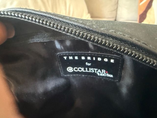 Pochette THE BRIDGE nera - borchie oro