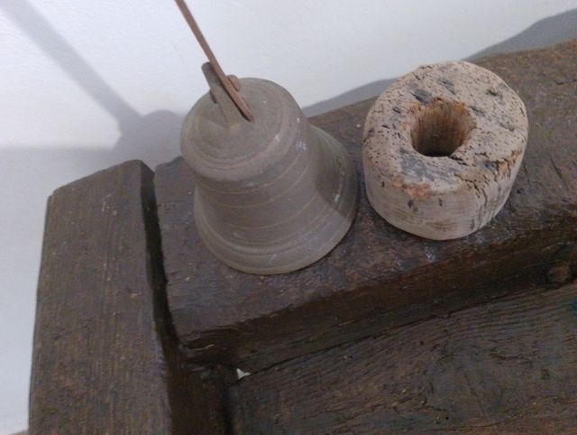 Chiamacanto antico con sughero