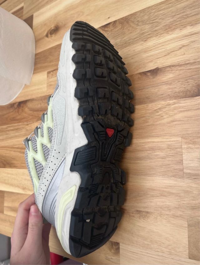 Zapatillas Salomon grises