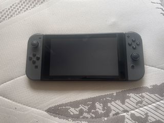 Nintendo Switch - Gris y Negro