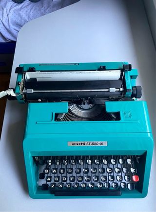 Máquina de escribir Olivetti Studio 45 Vintage 