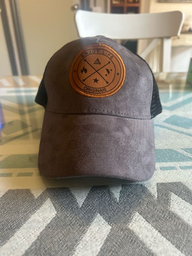 Gorra Trucker Gris - Talla Única
