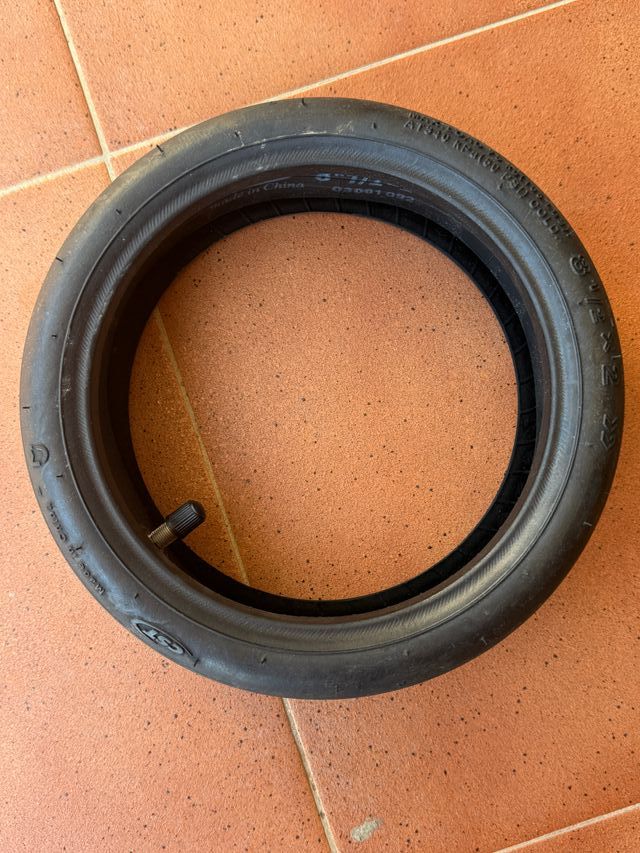 Neumático con cámara CST 8.5" scooter eléctrico
