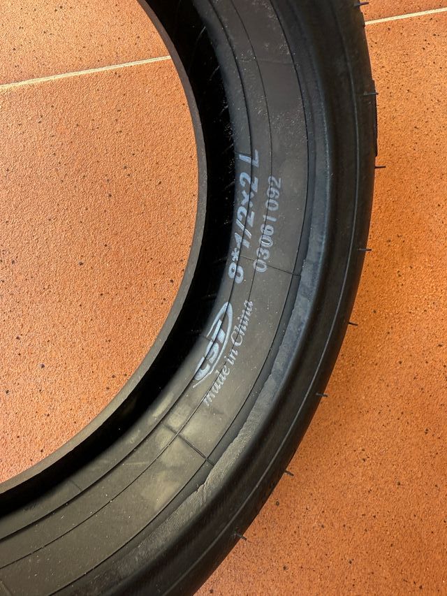 Neumático con cámara CST 8.5" scooter eléctrico