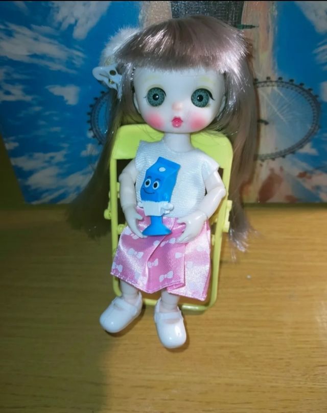 2 Muñecas BJD: Cerdita y Niña