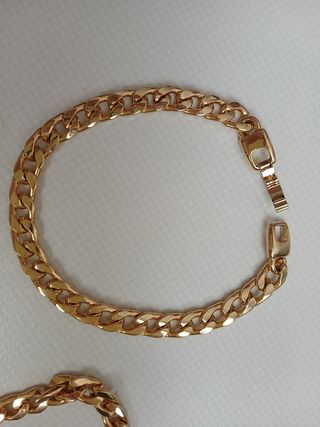 Collana e braccialetto color oro vintage