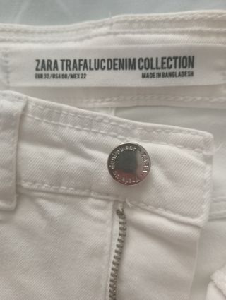 Jeans Zara blancos talla 32