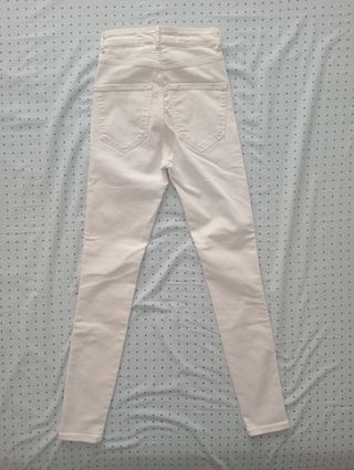 Jeans Zara blancos talla 32