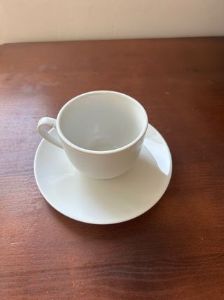 Juego 6 tazas porcelana blanca