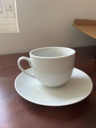 Juego 6 tazas porcelana blanca