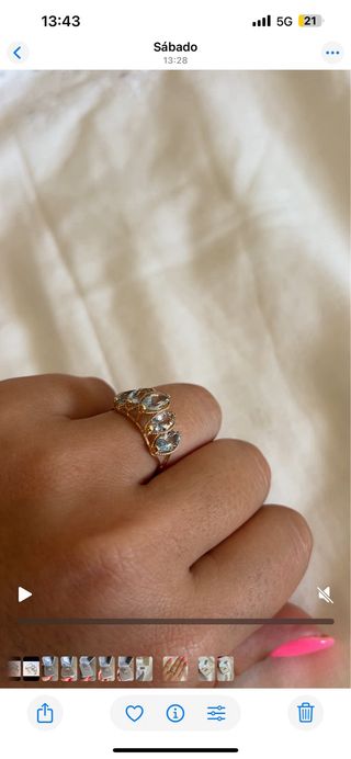 Anillo oro 14k topacios azules