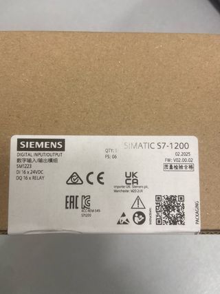 Siemens S7-1200: modulo I/O 16DI/16DQ