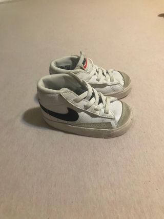 Zapatillas Nike blancas niño