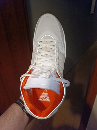 Zapatillas Nike Air Zoom Hustle 2 Blancas.