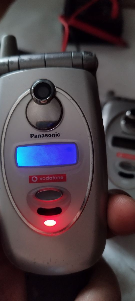 2 Telefoni Panasonic GD87 - Argento