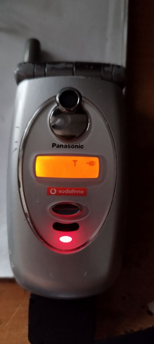 2 Telefoni Panasonic GD87 - Argento