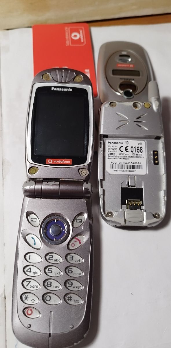2 Telefoni Panasonic GD87 - Argento